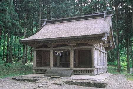 写真:保呂羽山波宇志別神社神楽殿